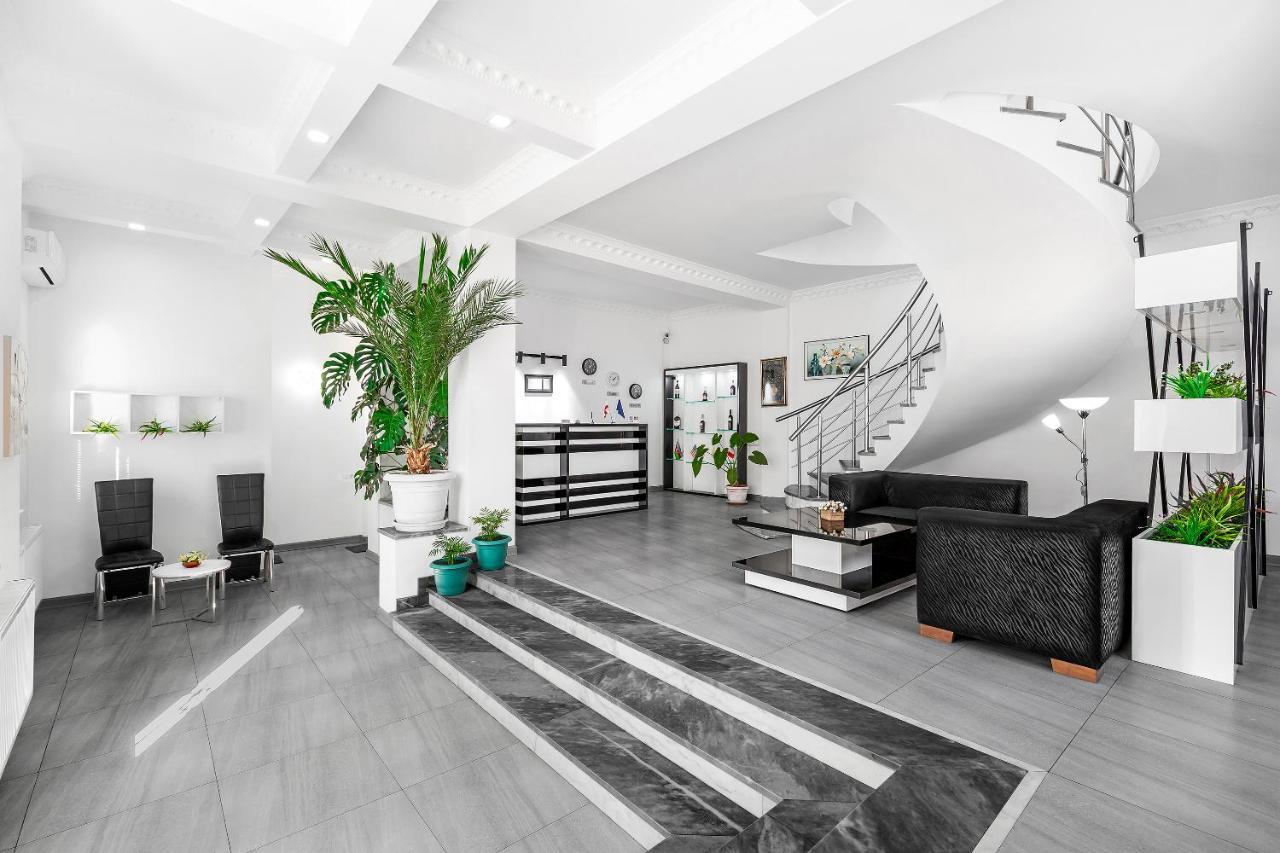 White House Otel Tiflis Dış mekan fotoğraf