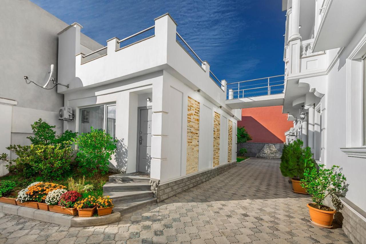 White House Otel Tiflis Dış mekan fotoğraf